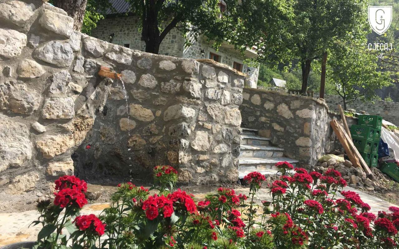 Villa Gjecaj Guesthouse And Restaurant Theth Luaran gambar